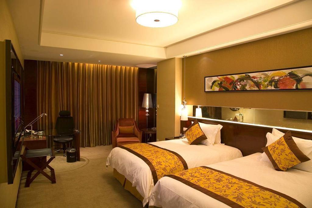 Ramada Zibo Hotel מראה חיצוני תמונה